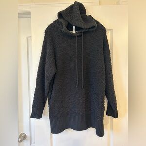 NWOT Zenana Tunic Sweater Hooded Popcorn Knit V-Neck